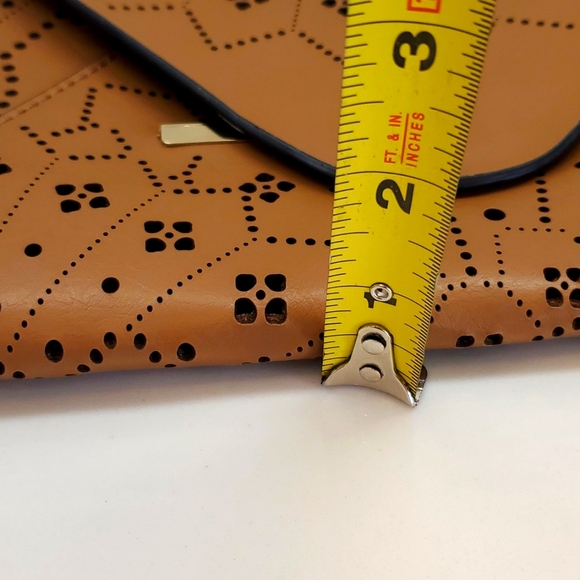 NWOT BCBG Max Azria Harlow Envelope Camel Clutch - Picture 8 of 9